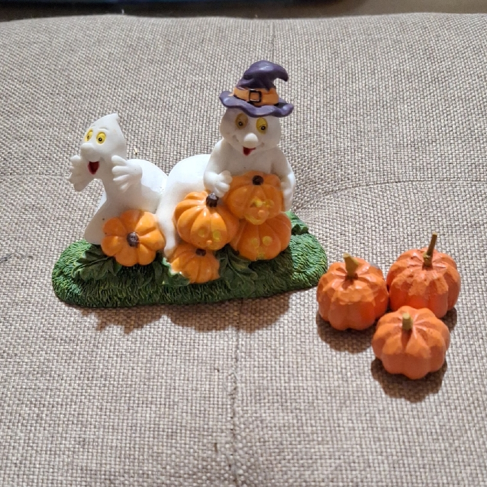 Avon Halloween Ghost and Pumpkins Figurine - White, Orange, Purple